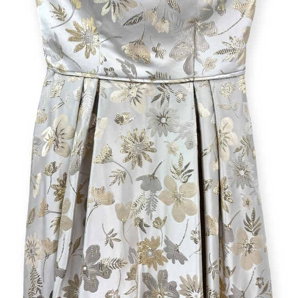 Mac Duggal NEW White Gold Brocade Strapless Golden Floral High Low Gown - Size 4 - Picture 8 of 15